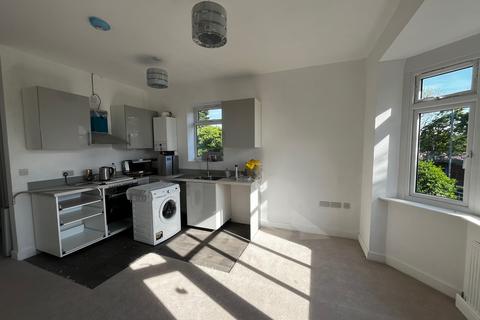 1 bedroom flat to rent, Station Road, Shirehampton BS11