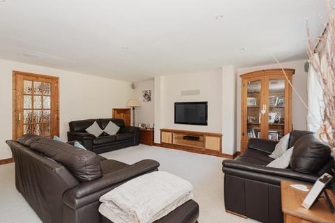 4 bedroom link detached house for sale, Aston Way, Epsom