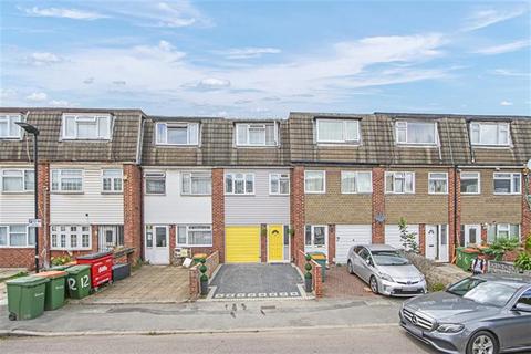 3 bedroom terraced house to rent, Atkinson Road, E16