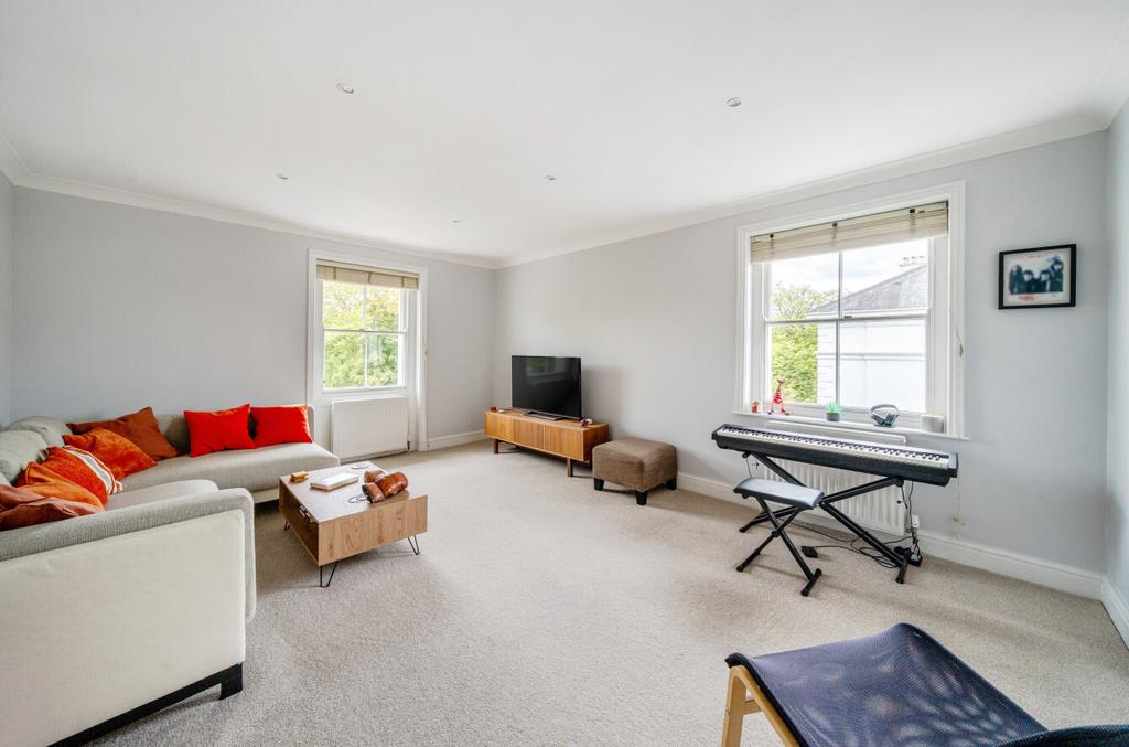 Living/Dining Room