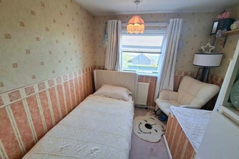3 Maple Grove, Stocksbridge, Sheffield, S36 1ED