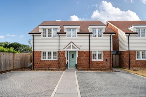 4 bedroom detached house for sale, Rose Garden, Kingsingfield Road, West Kingsdown, Sevenoaks