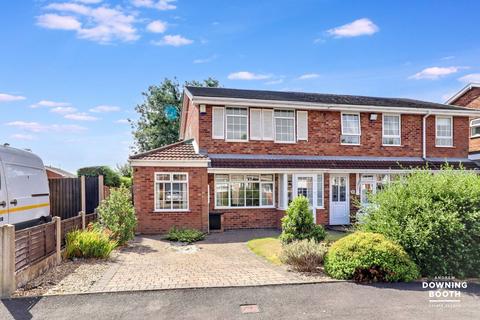 27 Eagle Close, Walsall, WS6 7LA
