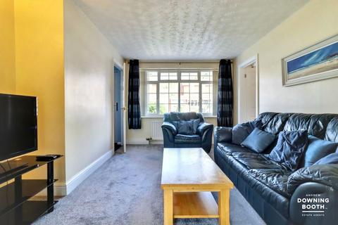27 Eagle Close, Walsall, WS6 7LA