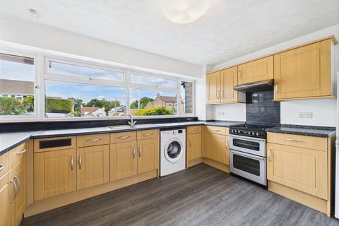 6 Gentry Close, Stanford-le-hope, SS17 0HX