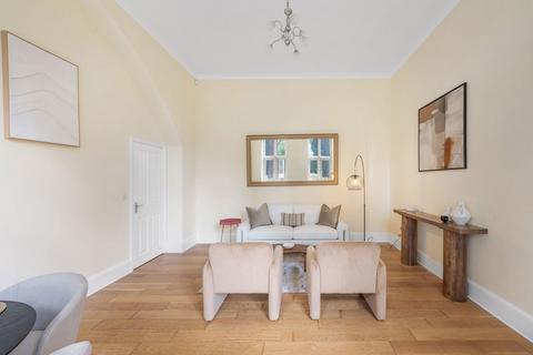 Flat 24, Lancaster House Borough Road, Isleworth, TW7 5FJ