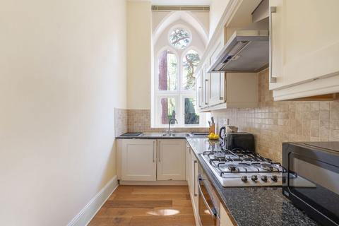Flat 24, Lancaster House Borough Road, Isleworth, TW7 5FJ