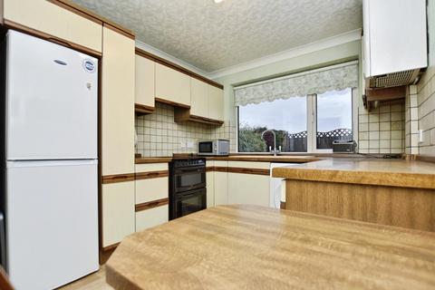 2 bedroom semi-detached bungalow for sale, Westlands Road, Sproatley HU11