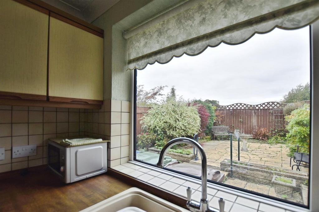 A8a3c9bd-kitchen 20view.JPG