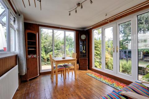 2 bedroom semi-detached bungalow for sale, Rowan Garth, Skidby, Cottingham