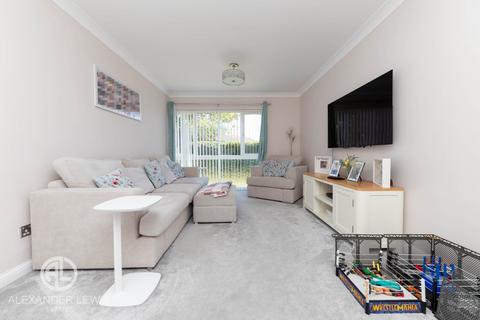3 bedroom terraced house for sale, Lannock, Letchworth Garden City, SG6 2QD