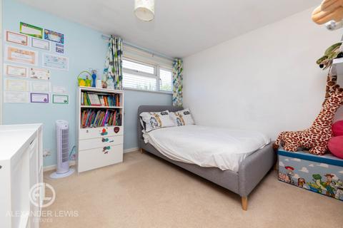 85 Lannock, Letchworth Garden City, SG6 2QD