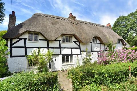 5 bedroom cottage for sale, Grange Cottage, Fyfield, Hampshire, SP11 8EL