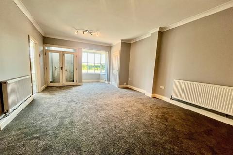 2 bedroom flat to rent, Mare Hill Chapel, Mare Hill Road, Pulborough, RH20
