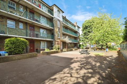 2 bedroom apartment for sale, Azof Street, London SE10
