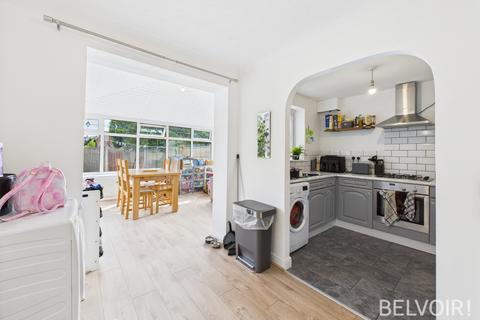 2 Fletcher Avenue, Prescot, L34 6LN