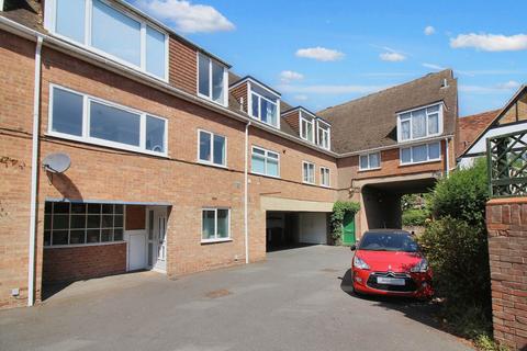undefined, Castle Court, Aylesbury