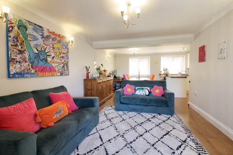 undefined, Castle Court, Aylesbury