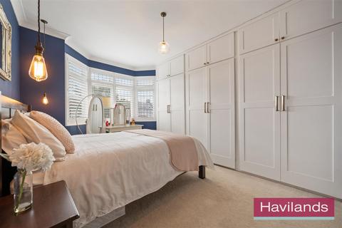 42 Halstead Road, London, N21 3DS