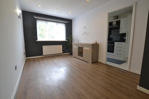 18 Bradbury Close, Gateshead, NE10 8UF
