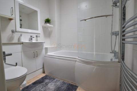 18 Bradbury Close, Gateshead, NE10 8UF