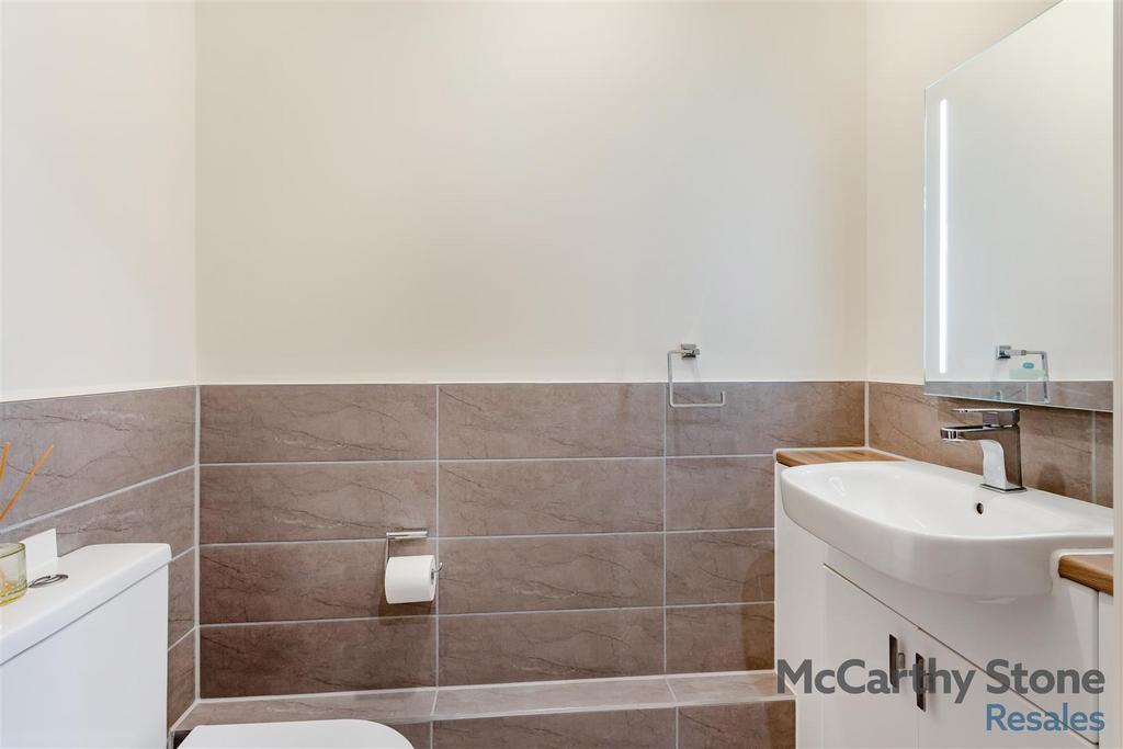 8653524-interior06.jpg