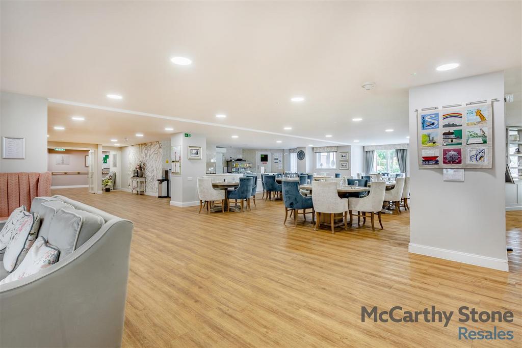 8653524-interior23.jpg