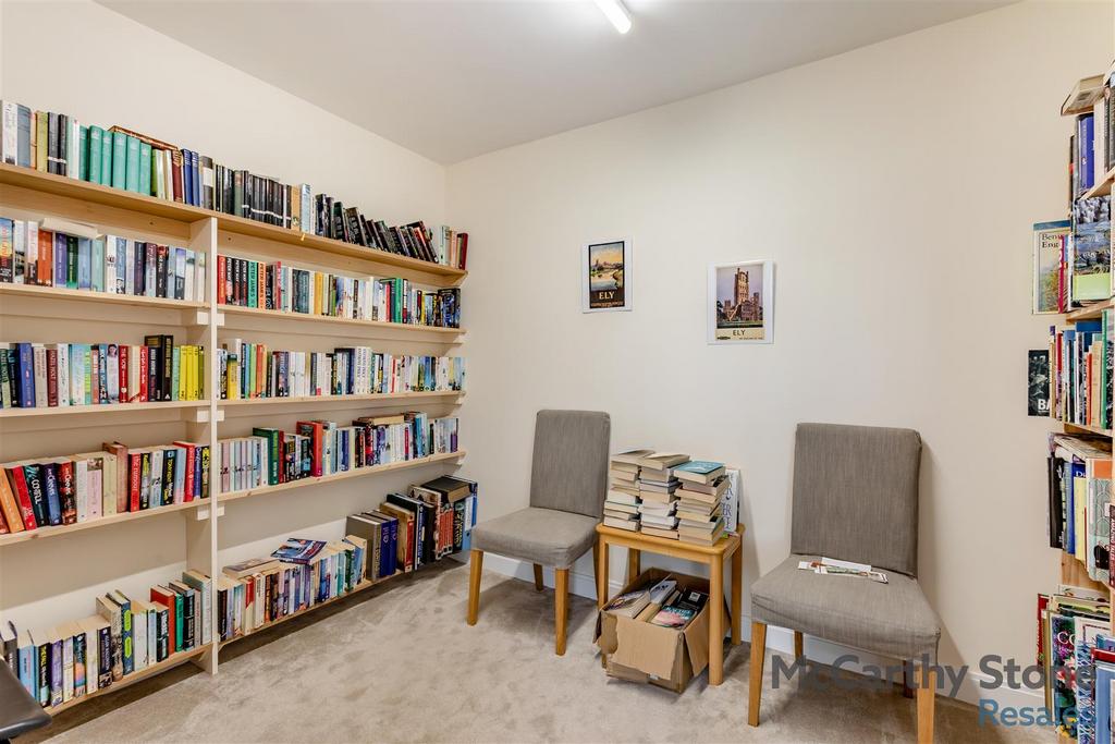 8653524-interior21.jpg
