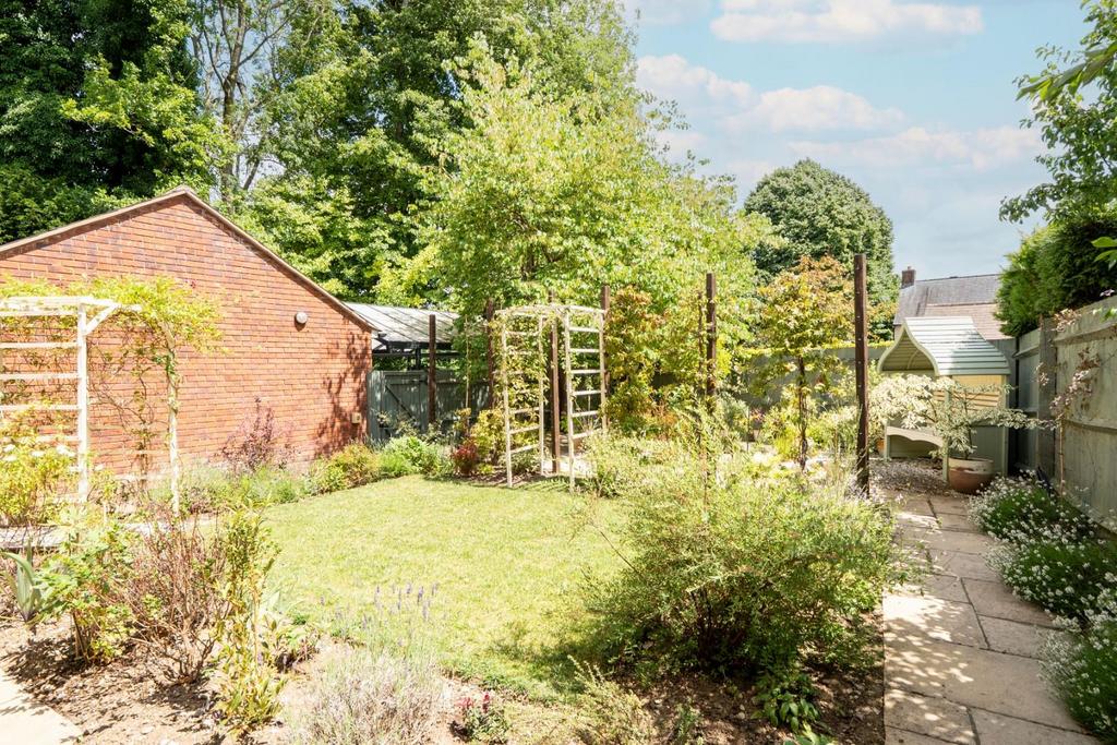 Garden2.jpg