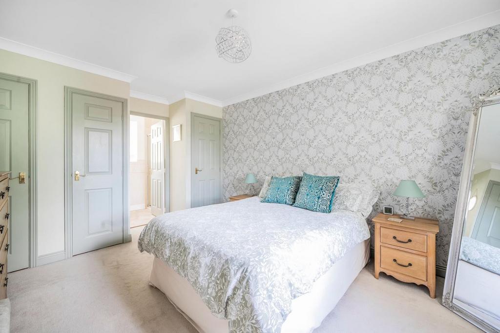 Bedroom1.jpg