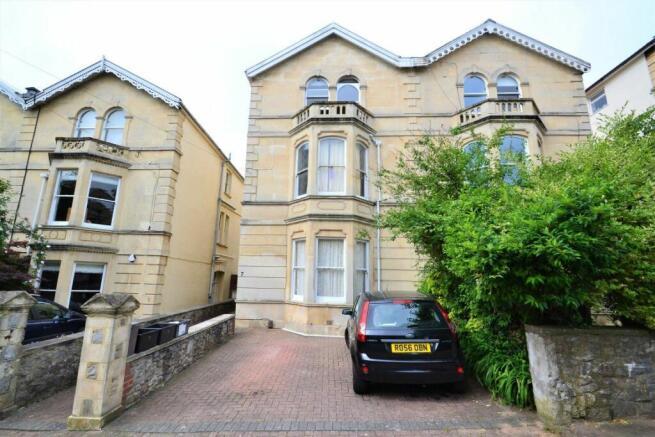 tff-7-west-shrubbery-redland-bristol-2-bed-flat-1-800-pcm-415-pw
