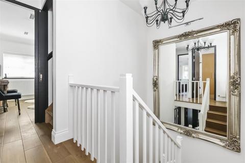 undefined, Osborne Road, Stroud Green
