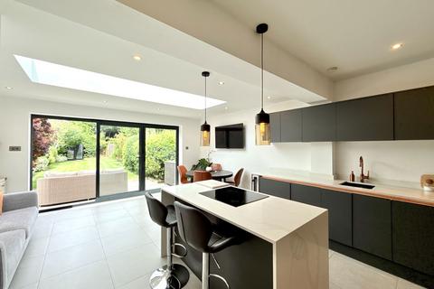 3 Conway Road, Shirley, Solihull, B90 4RE