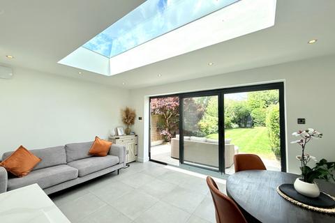 3 Conway Road, Shirley, Solihull, B90 4RE