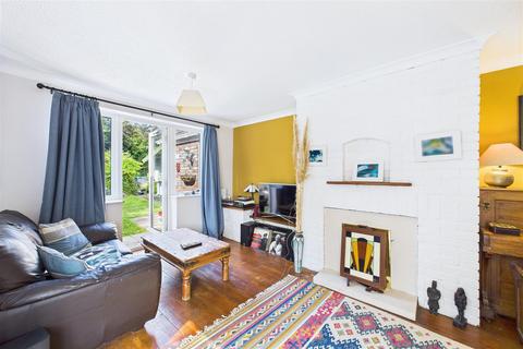 2 bedroom detached bungalow for sale, Detached Bungalow in Central Clevedon