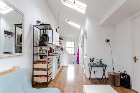 2 bedroom flat for sale, Mornington Terrace, London NW1