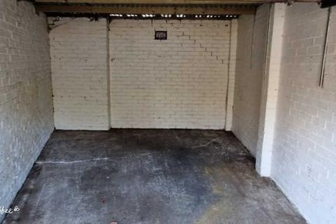 undefined, Maple Road, London SE20