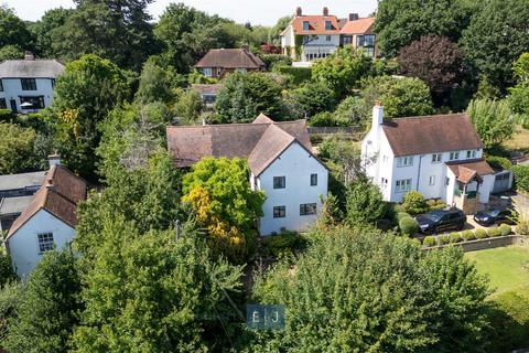 undefined, York Hill, Loughton IG10