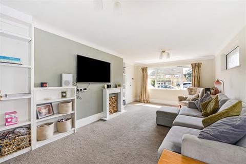 undefined, Willow Tree Avenue, Waterlooville
