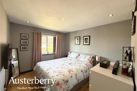 14 Beadnell Grove, Stoke-on-trent, ST3 4QD