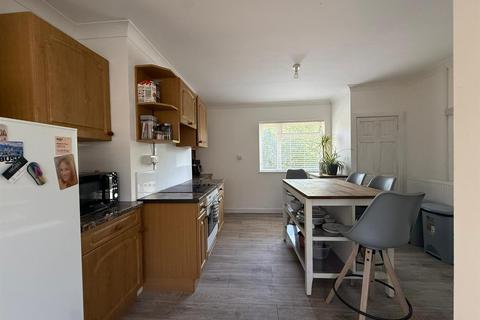 undefined, Troed Y Bryn, Llanelli SA14