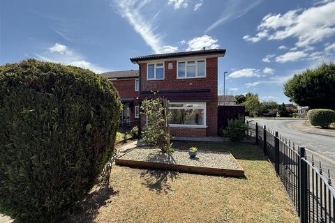 3 bedroom semi-detached house for sale, Brunel Way, Darlington
