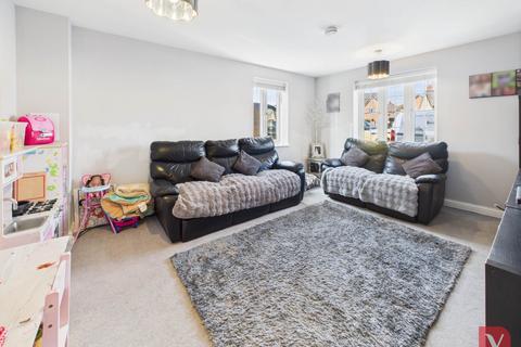 undefined, Airedale Gardens, Dunstable LU5