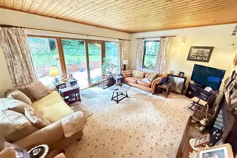 3 bedroom detached house for sale, Penffordd