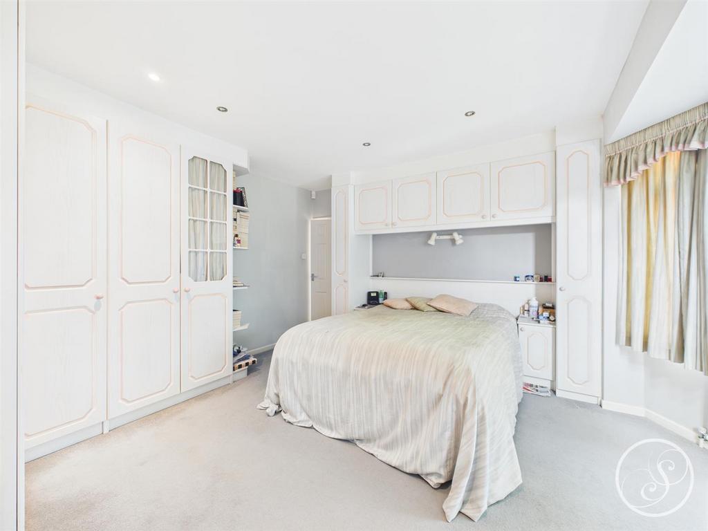 Bed 1