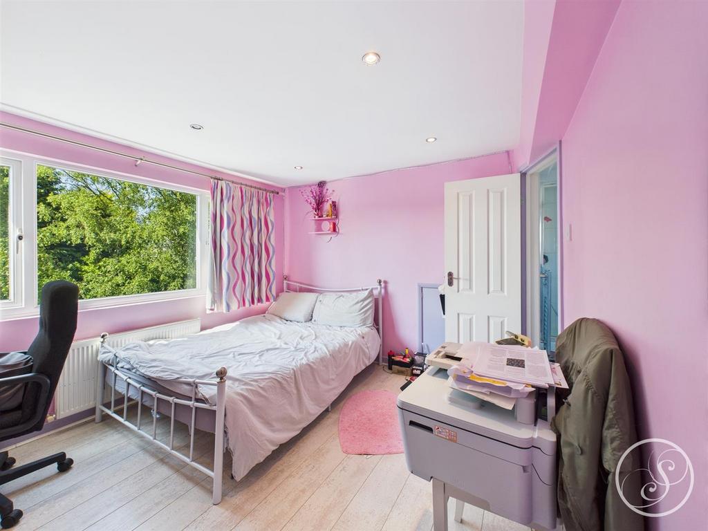 Bed 3