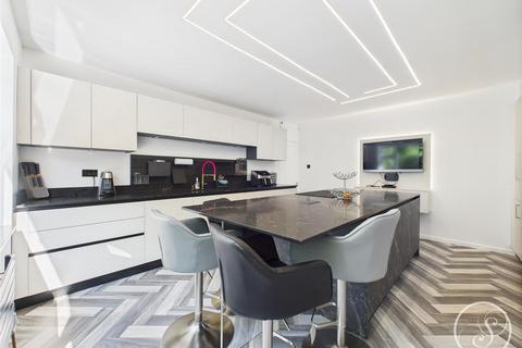 undefined, Mount Rise, Leeds