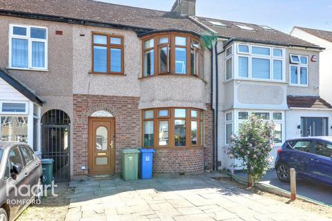 undefined, Bridport Avenue, Romford, RM7 9HL