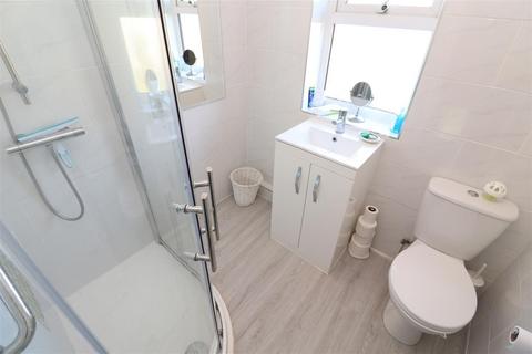 2 Anne Close, Higham Ferrers, Rushden, NN10 8JT