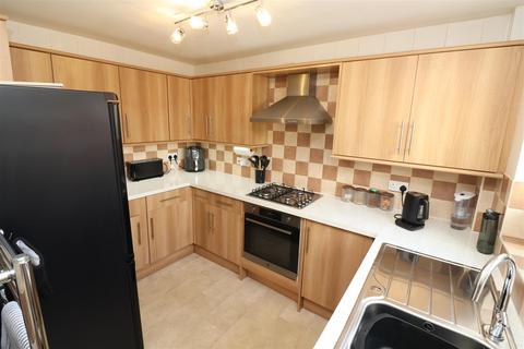 16 Blackfriars, Rushden, NN10 9PF